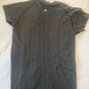lululemon swiftly tech 2.0 short sleeve- waist length